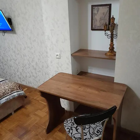 Διαμέρισμα Near Rynok Square *